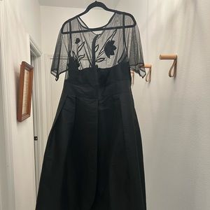 Tulip style formal evening gown. Cocktail gown   Absolutely gorgeous